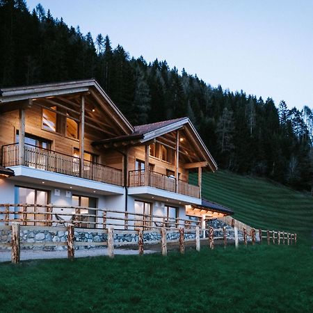 Chalets Hansleitner Terenten Buitenkant foto