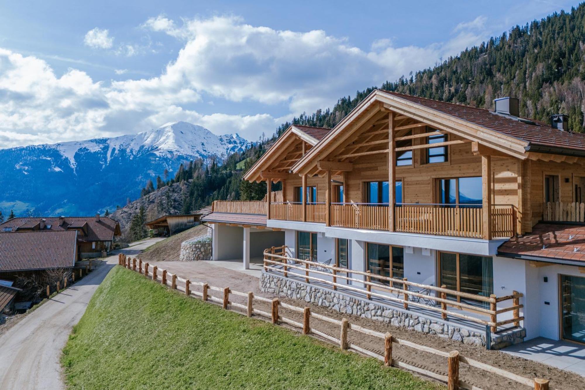 Chalets Hansleitner Terenten Buitenkant foto